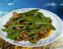 瘦肉炒荷兰豆的做法图解1