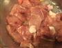 糖醋里脊肉片的做法图解2