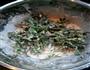 酥炸花椒芽的做法图解2