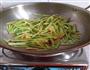 芹菜炒肉片的做法图解6