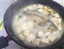 鲫鱼豆腐汤的做法图解6