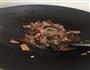 蚝油香菇炒肉片的做法图解7
