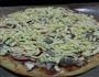 简易脆底披萨的做法图解4