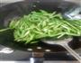 西红柿炒豆角的做法图解5