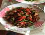 辣椒炒肉的做法图解1