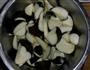 土豆烧茄子的做法图解1