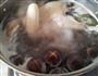 党参炖鸡汤的做法图解3