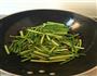 蒜苔酱油肉的做法图解4