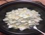 电饭煲牛轧糖的做法图解1