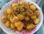 萝卜干配小土豆的做法图解2