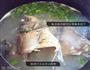 宝宝辅食鲫鱼汤的做法图解3