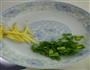 蒜苗炒肉的做法图解3