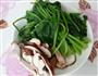虾皮香菇菠菜汤的做法图解2