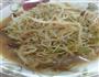 清炒绿豆芽的做法图解1