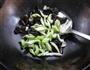 西芹百合黑木耳的做法图解6