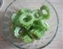 虾粒肉末镶苦瓜的做法图解3