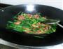 蒜苗焖鹅肉的做法图解3