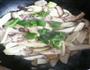 茭白肉片溜香菇的做法图解11