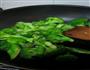 西兰花芦笋炒虾仁的做法图解7