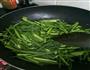 韭菜花炒蛏子的做法图解4