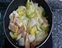 豆腐炖白菜的做法图解3