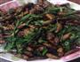 韭菜炒蚕蛹的做法图解6
