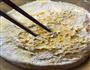 虾味香葱饼的做法图解1