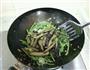 茄子炒豇豆的做法图解7
