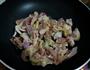 香菇焖鸡的做法步骤5