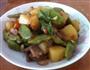 土豆炖豆角的做法图解1