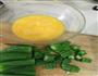秋葵培根炒蛋的做法步骤2