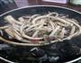 黑木耳、竹丝鸡香焖茶树菇的做法图解7
