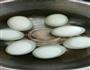 流油咸鸭蛋的做法图解1
