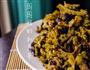 豆豉鱼罐头炒苦瓜换个花样吃苦瓜的做法图解9