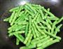 干煸豆角的做法步骤5