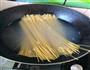 凉拌意面的做法图解2