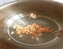 三文鱼颗粒面的做法图解3