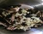 香菇鸡肉炒饭的做法图解2