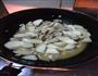 鸡腿菇炒肉的做法图解6