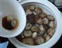 香菇煮腊肉的做法图解4