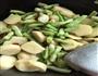 四季豆土豆汤的做法图解3