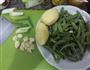 东北排骨土豆炖豆角的做法图解1