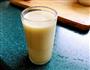 香蕉青瓜奶昔的做法图解3