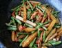 当薯条爱上豆角王-肉柳捣乱酱了它们，香到像炖肉的做法图解7