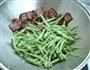 腊肉豆角焖面的做法图解5