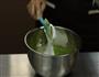 百香果抹茶马卡龙的做法图解6
