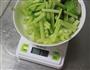 绿野仙踪-西芹黄瓜精力汤的做法图解1