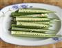 金蒜蚝油秋葵的做法图解1