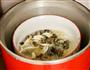 丝瓜燕麦海鲜粥的做法步骤3