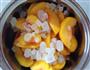 黄金桃罐头的做法图解3